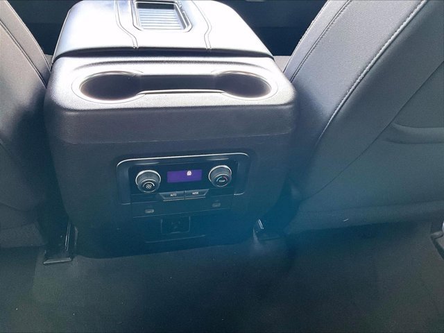 Used 2021 Chevrolet Suburban LS image 25