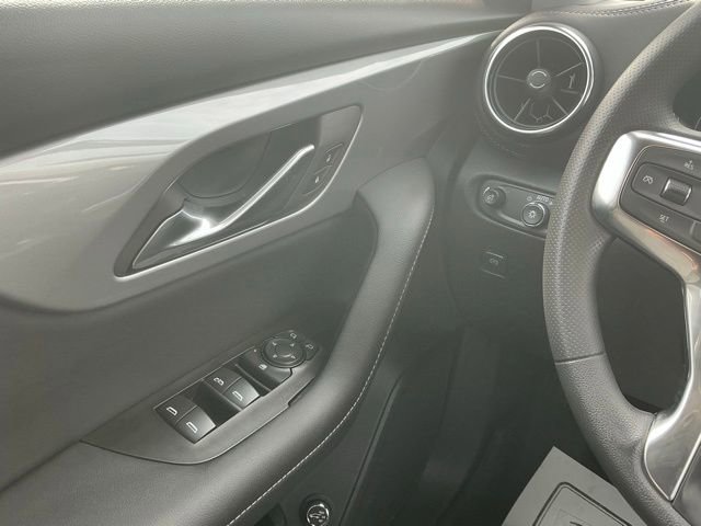 New 2026 Chevrolet Blazer LT w/ Convenience Package FWD image 24