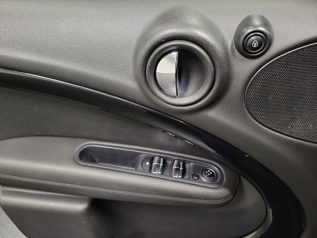 Used 2015 MINI Cooper Countryman S image 19