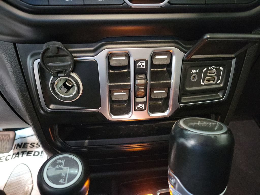 Used 2021 Jeep Gladiator Overland AWD/4WD image 40