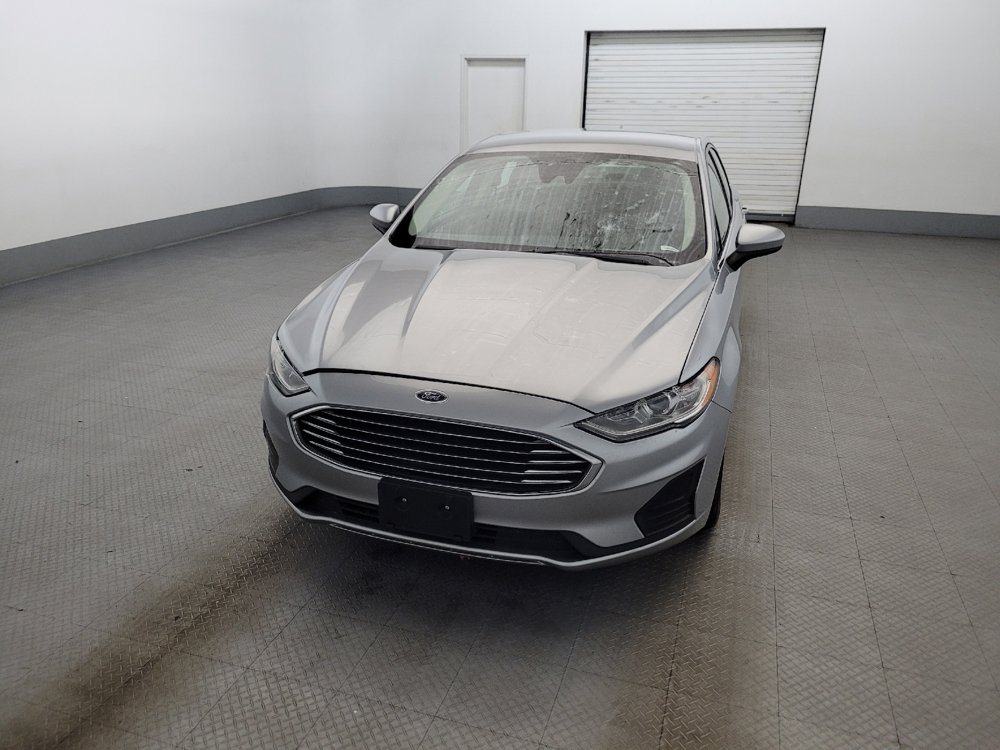 Used 2020 Ford Fusion SE FWD image 15