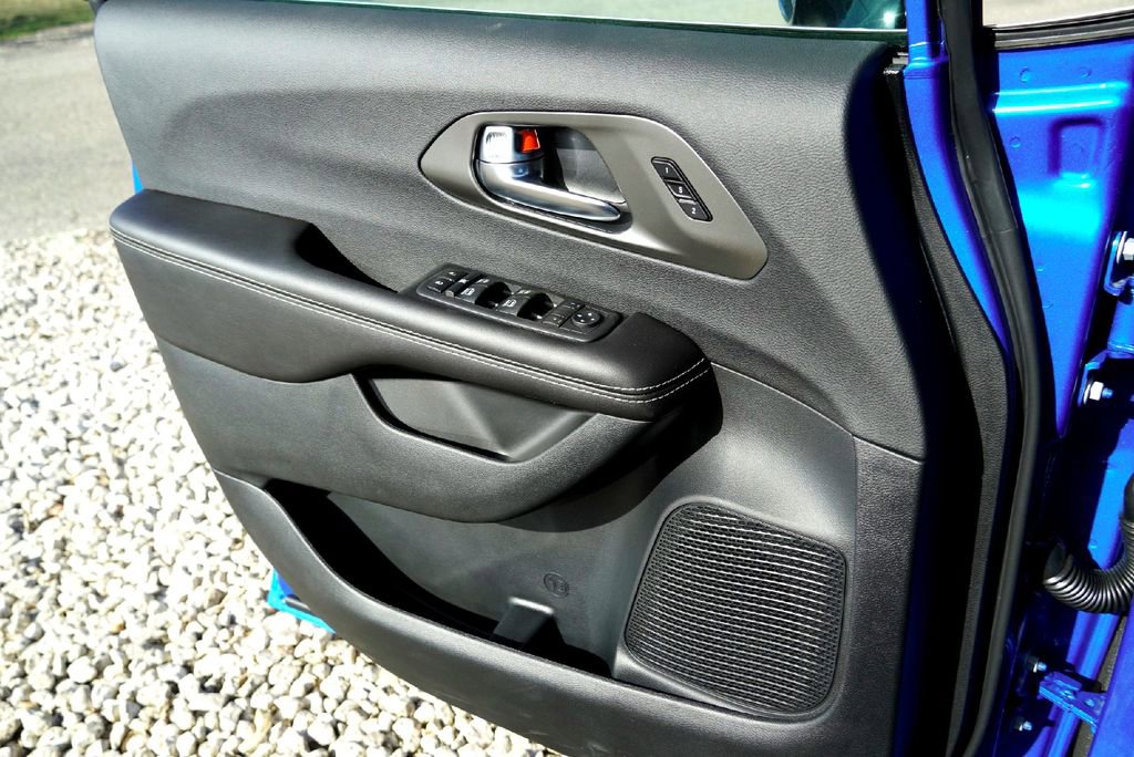 New 2026 Chrysler Pacifica Select image 17