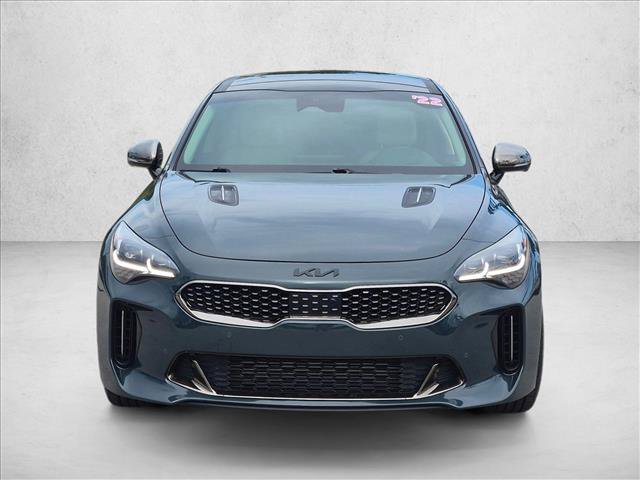 Used 2022 Kia Stinger GT2 video 2