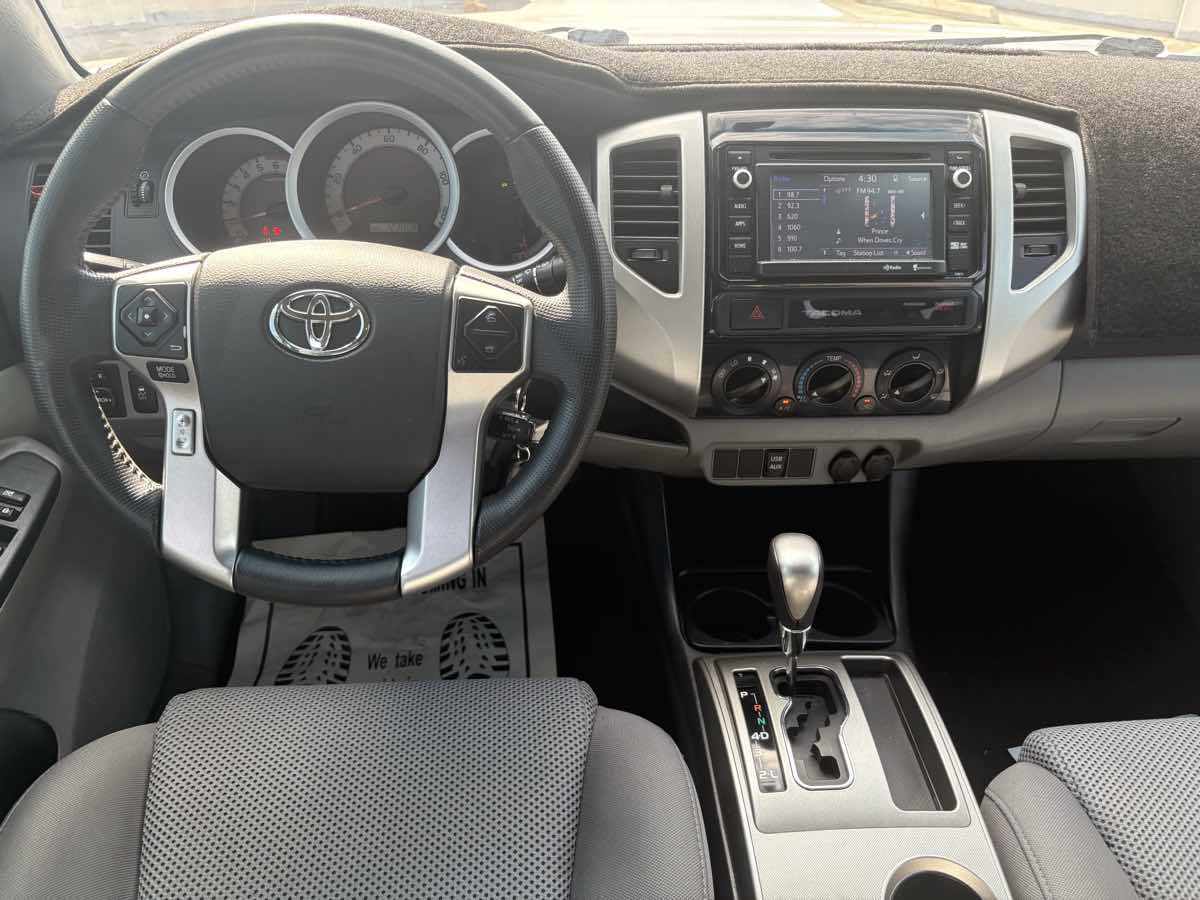 Used 2015 Toyota Tacoma PreRunner image 23