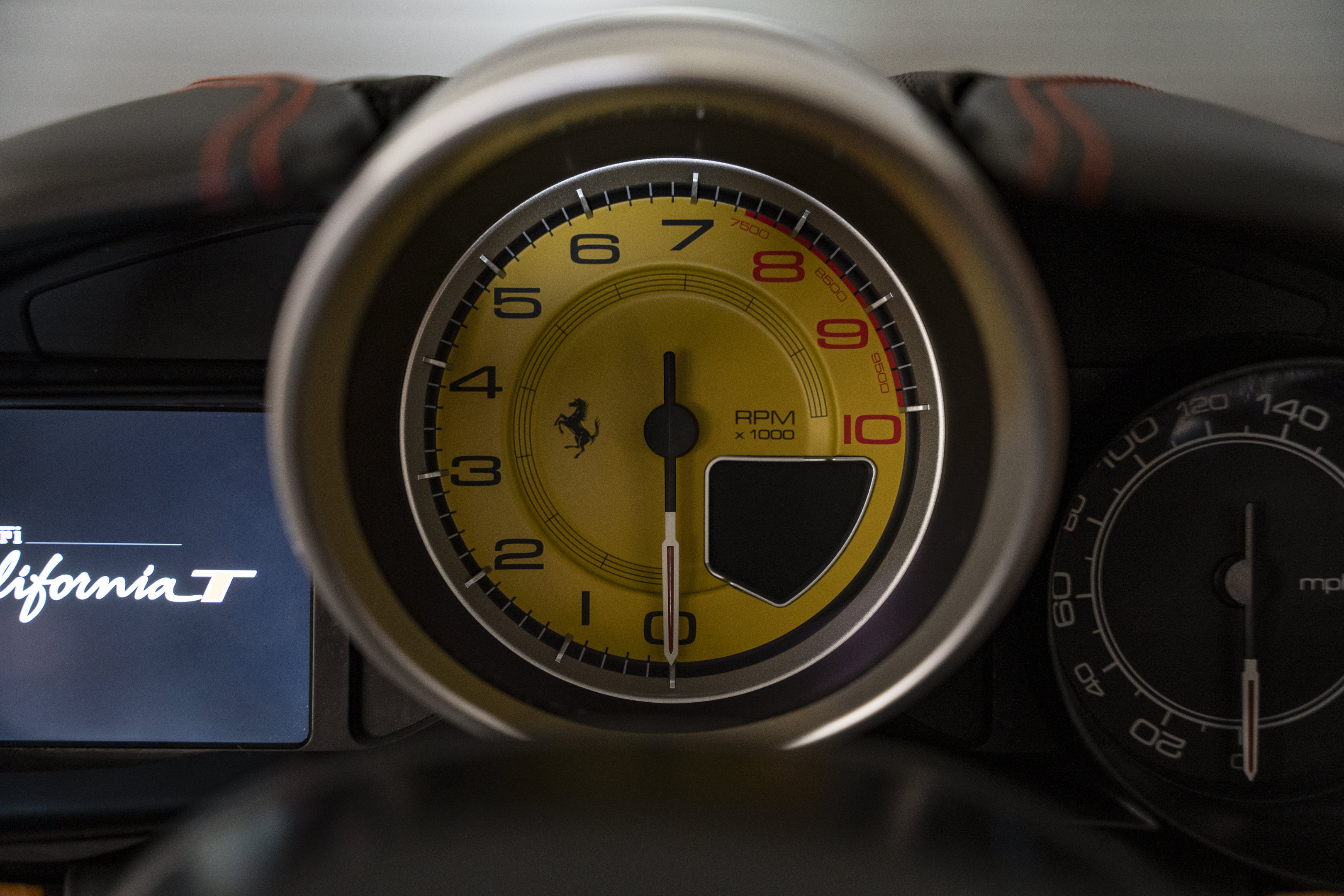 Used 2016 Ferrari California T RWD image 43