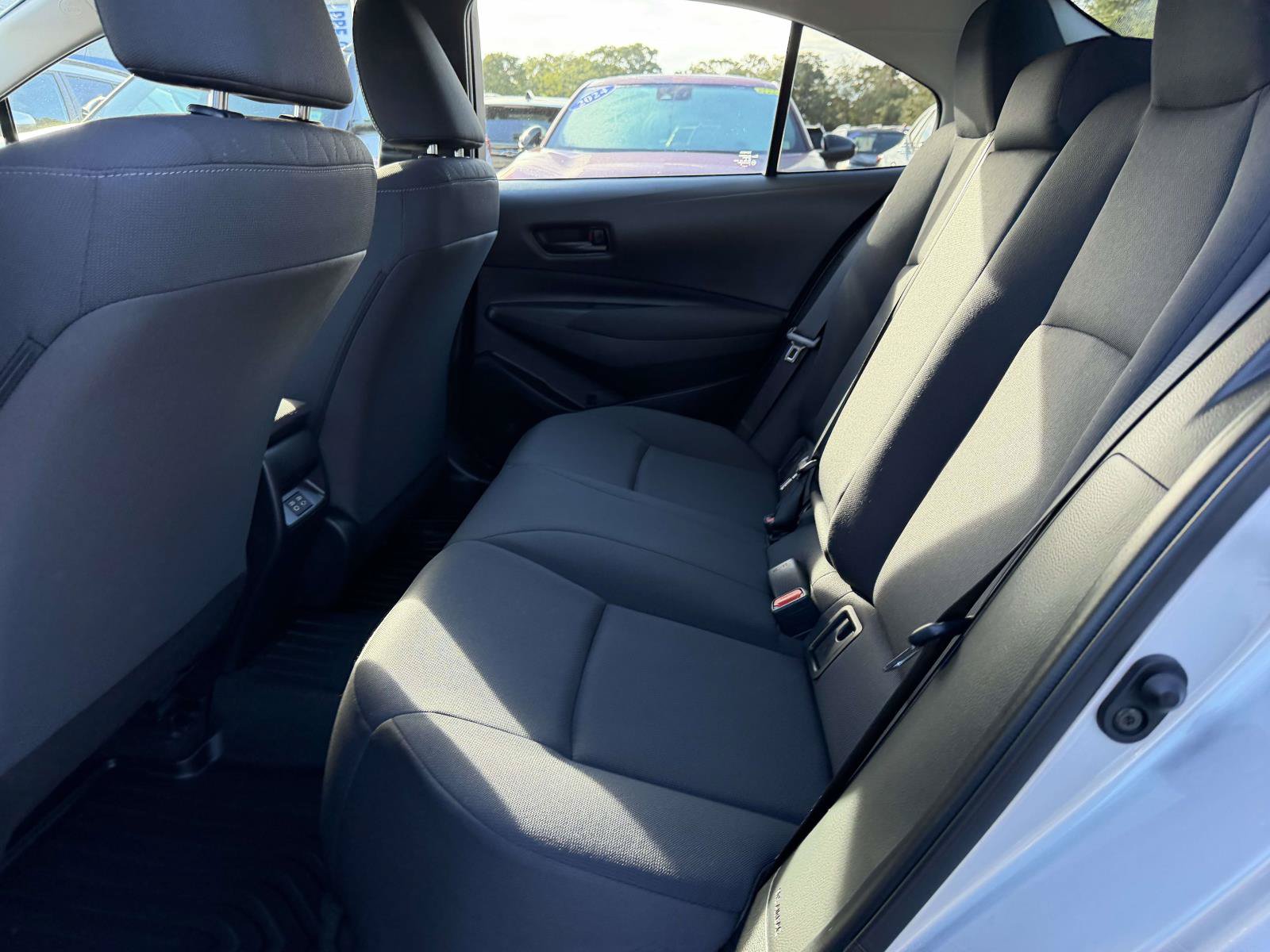 Used 2023 Toyota Corolla LE w/ Carpet Mat Package (TMS) FWD image 12