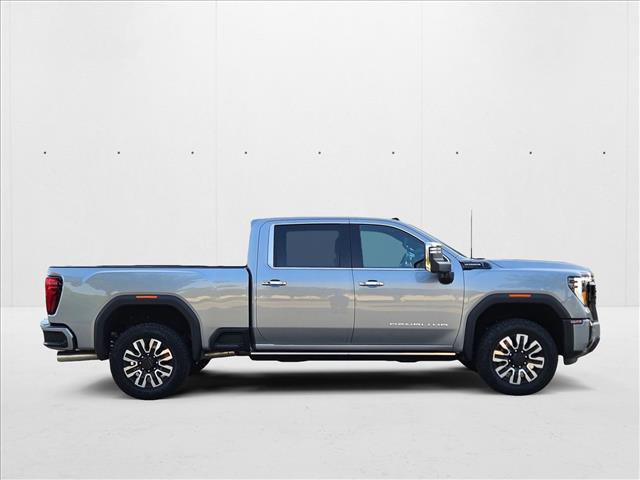 Used 2025 GMC Sierra 2500 Denali Ultimate image 4
