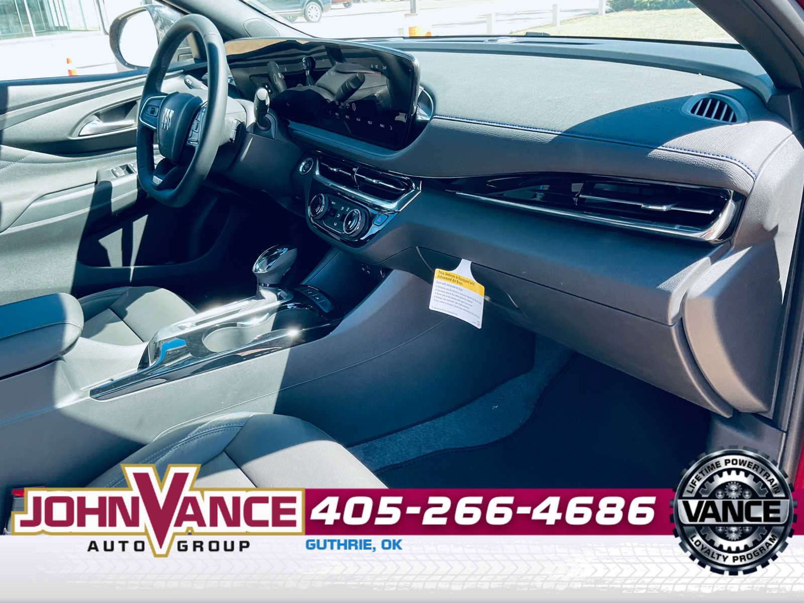 Used 2025 Buick Envista Sport Touring image 12