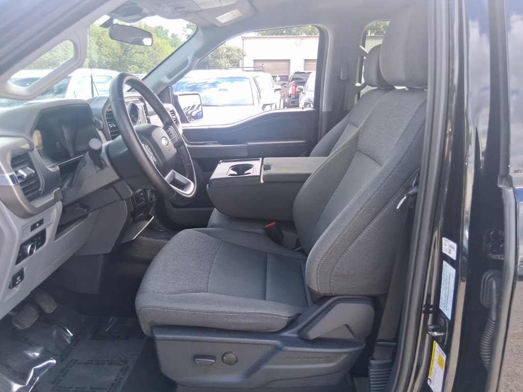 Used 2025 Ford F150 XLT w/ Equipment Group 301A Standard AWD/4WD image 10