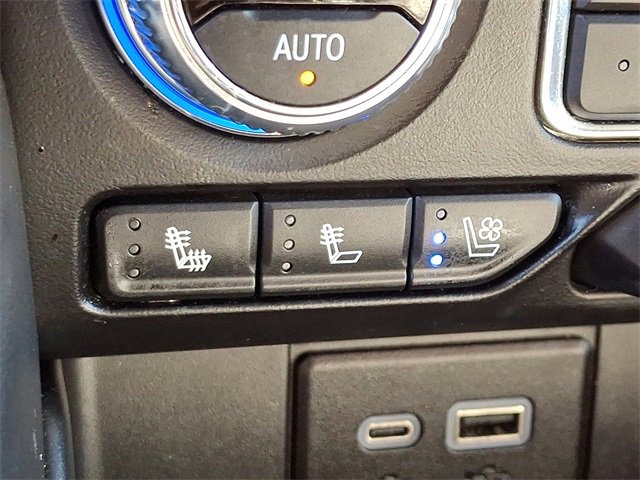 Used 2024 GMC Yukon SLT image 21