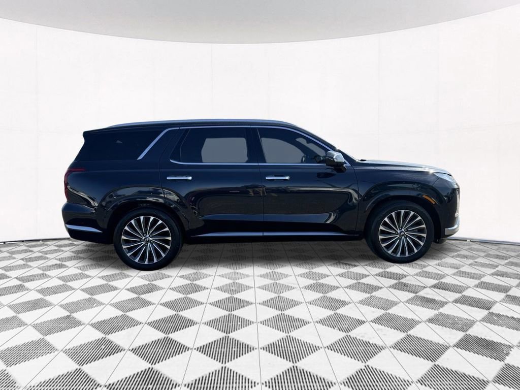 Used 2023 Hyundai Palisade Calligraphy image 10