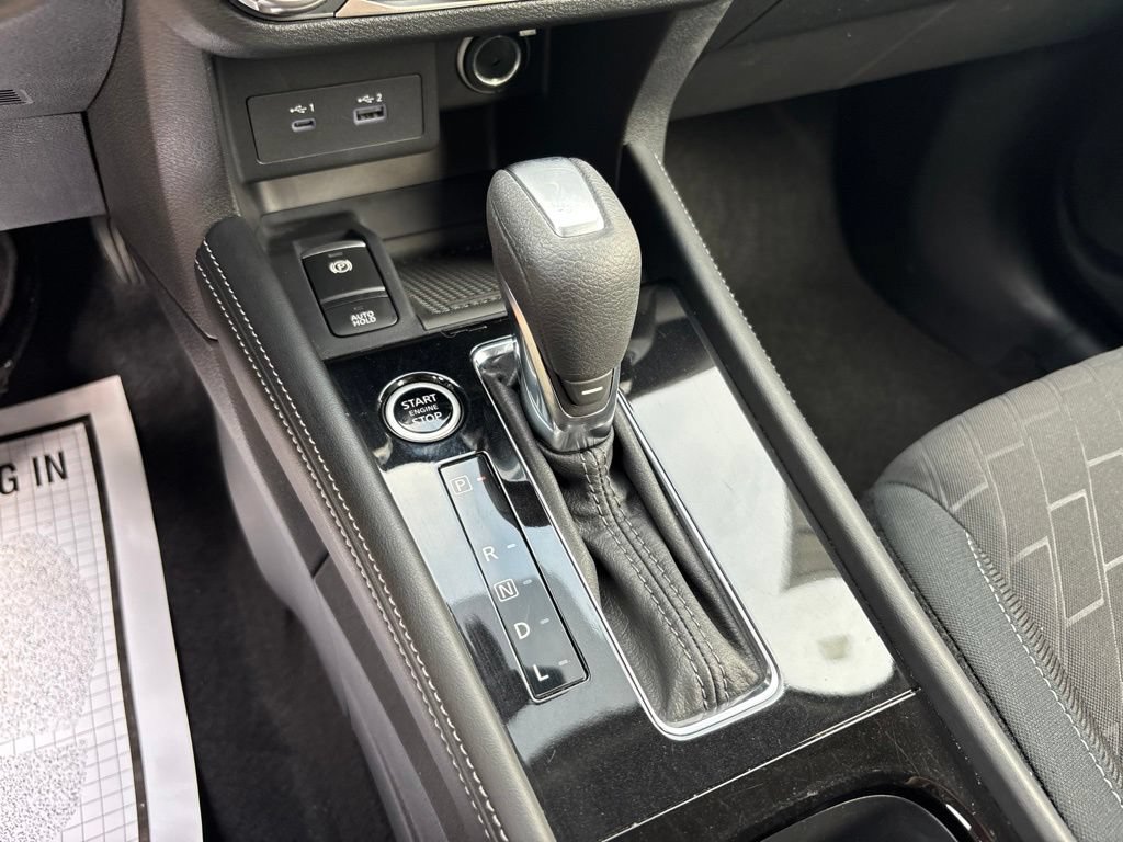 Certified 2024 Nissan Kicks SV FWD image 27
