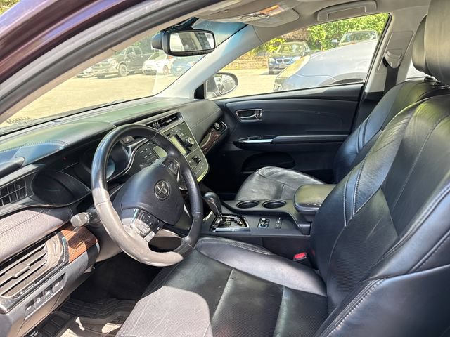 Used 2015 Toyota Avalon Limited w/ Technology Package FWD image 13
