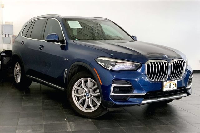 Certified 2023 BMW X5 xDrive45e w/ Luxury Seating Package AWD/4WD image 2