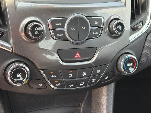 Used 2017 Chevrolet Cruze LT w/ Sun And Sound Package FWD image 28