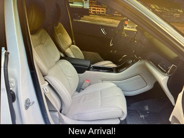 Used 2018 Lincoln Continental Select w/ Continental Climate Package AWD/4WD image 11