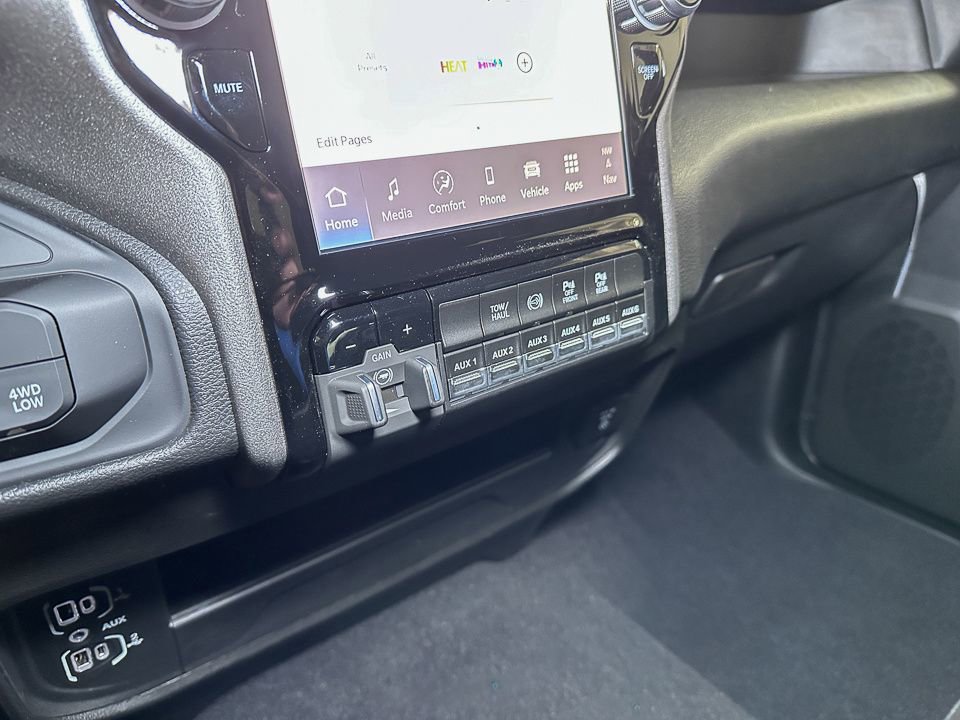 New 2025 RAM 2500 Tradesman image 28