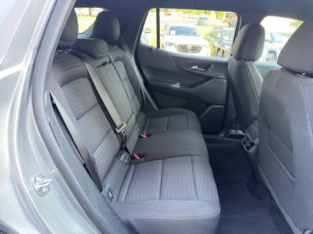 Used 2026 Chevrolet Equinox LT AWD/4WD image 24