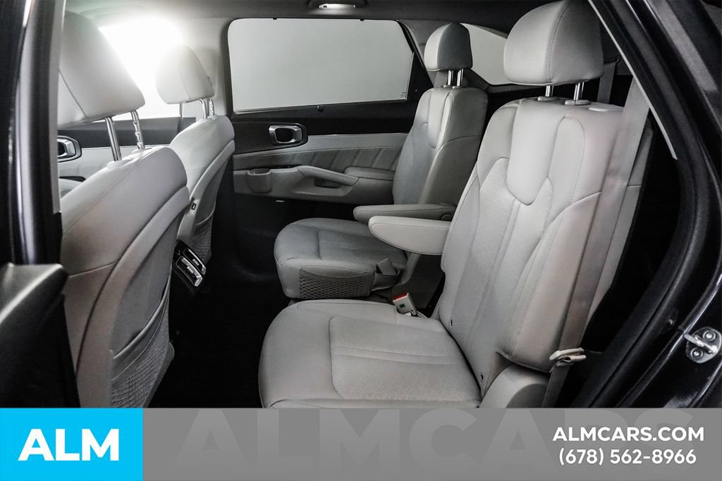 Used 2023 Kia Sorento SX Prestige w/ Panoramic Sunroof Package AWD/4WD image 13