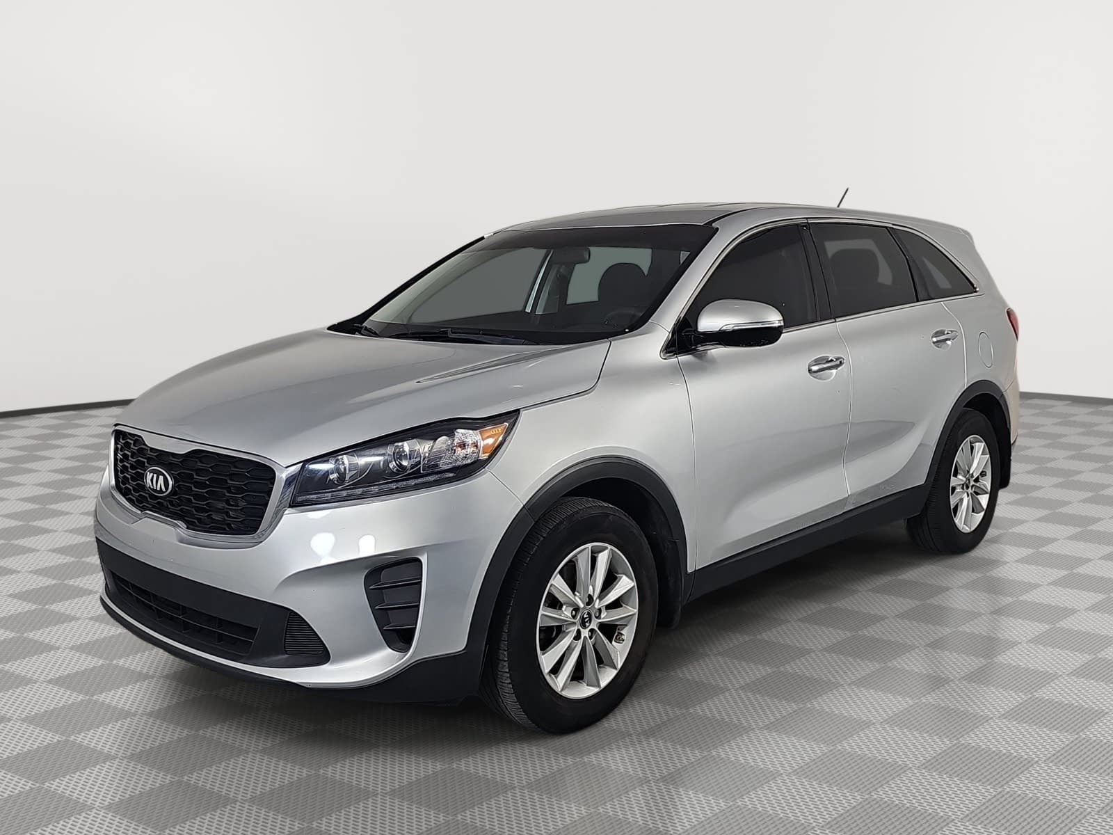 Used 2020 Kia Sorento LX FWD image 4