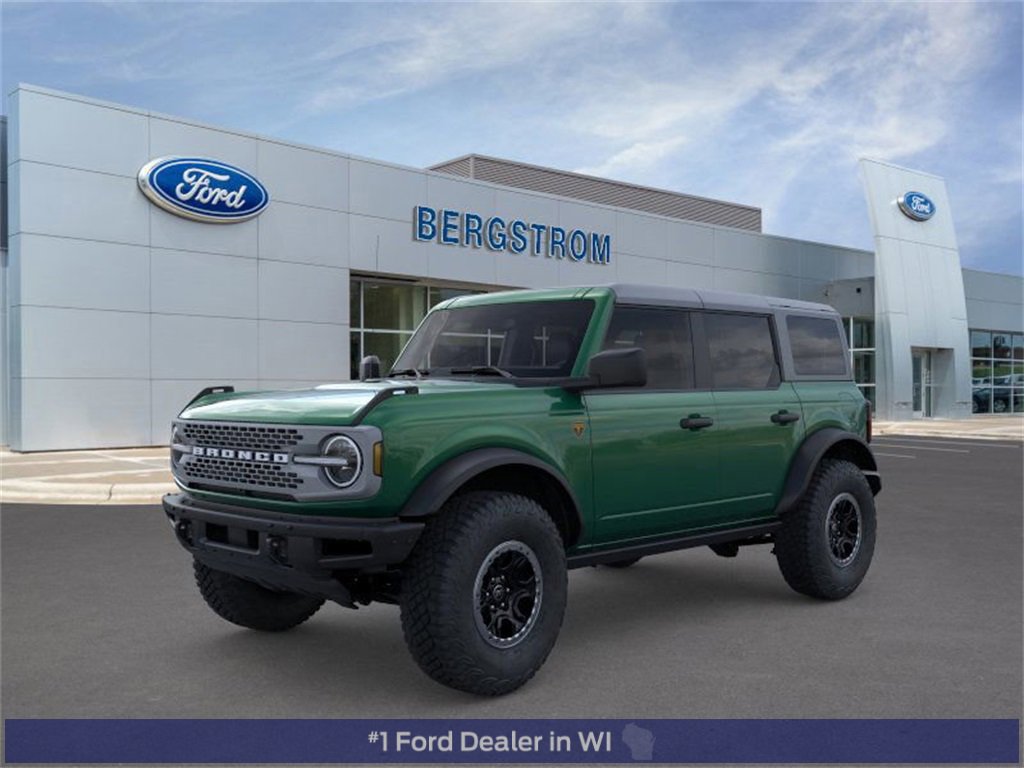 New 2024 Ford Bronco Badlands w/ Sasquatch Package