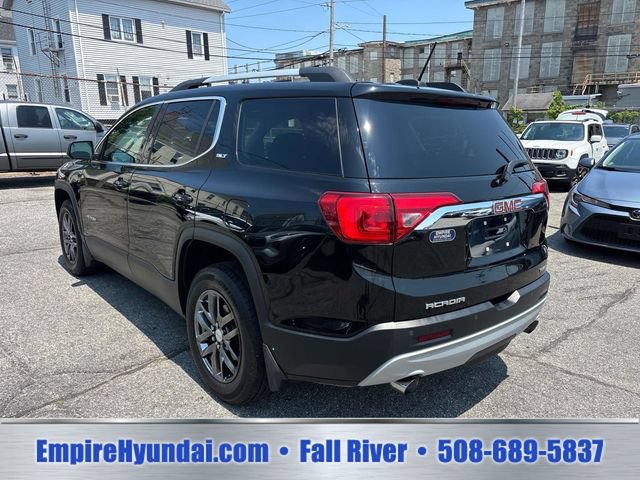 Used 2018 GMC Acadia SLT AWD/4WD image 3