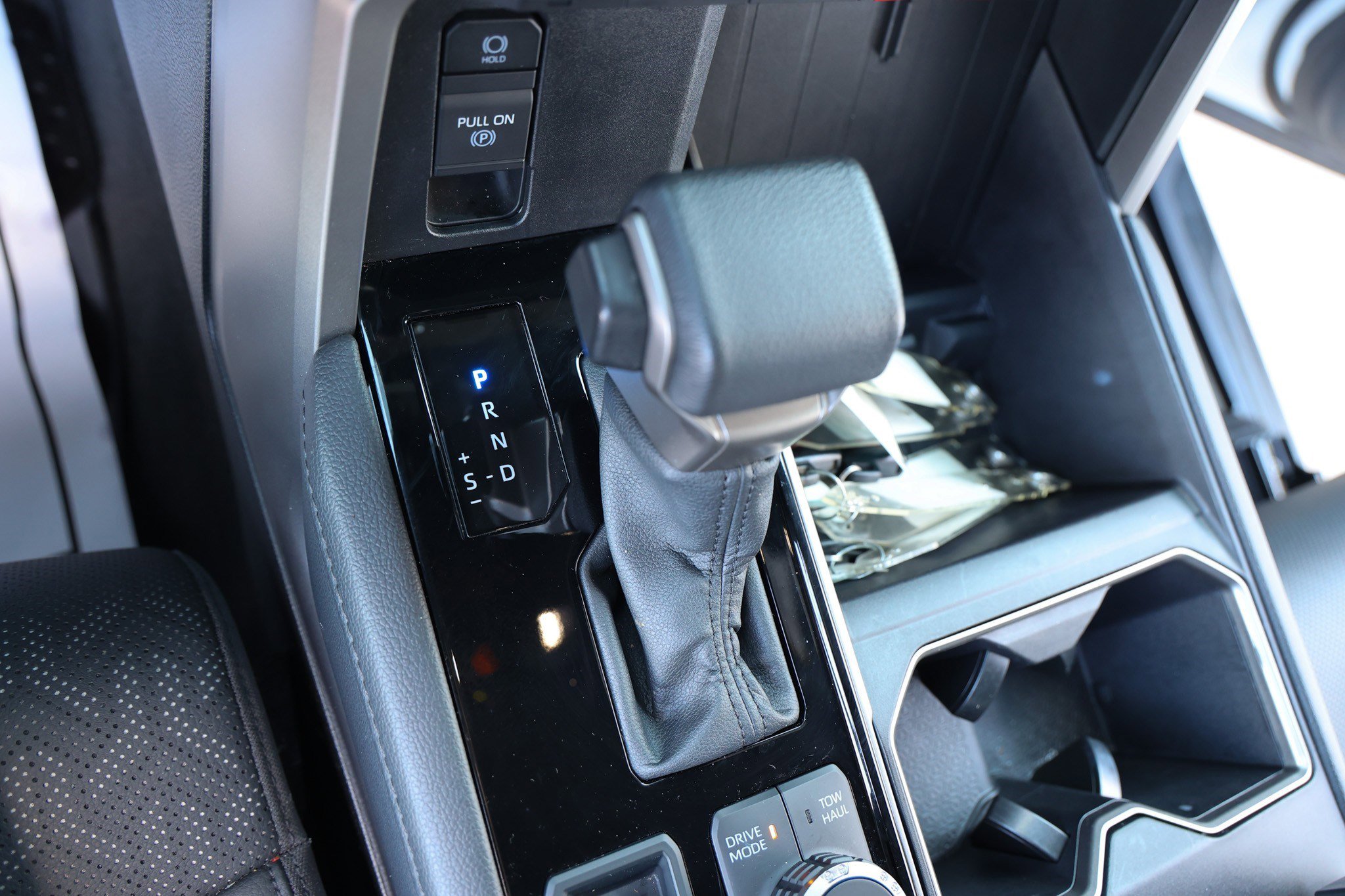 Used 2025 Toyota Tundra Limited image 29