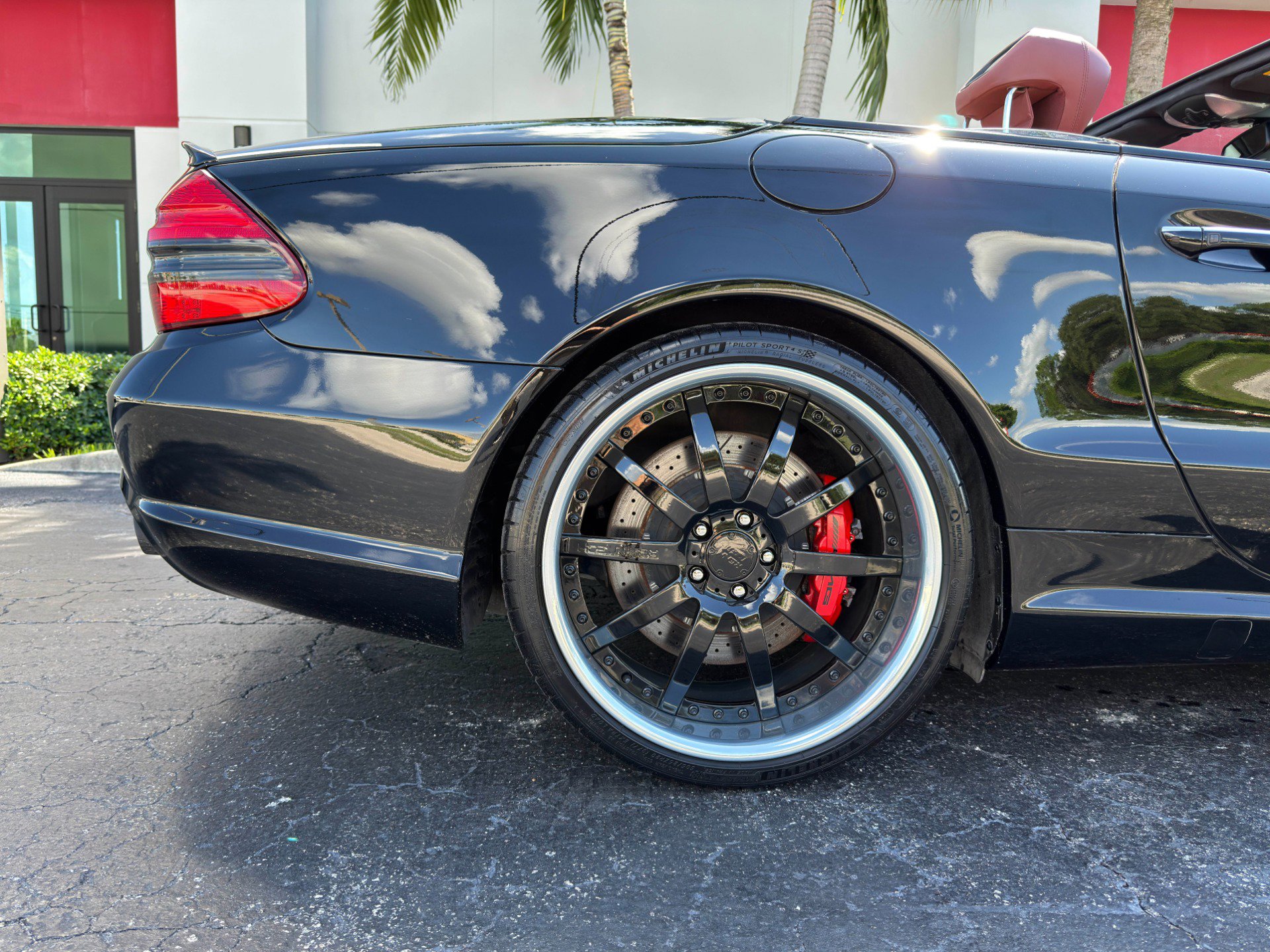 Used 2009 Mercedes-Benz SL 65 AMG image 4