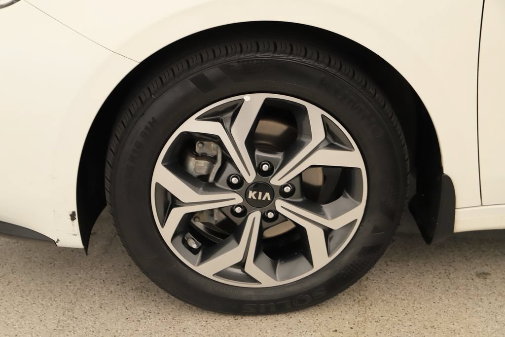 Used 2020 Kia Forte LXS FWD image 36