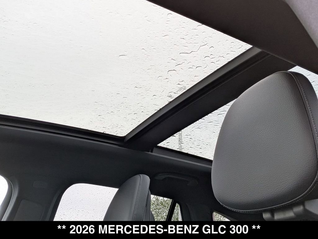 Certified 2026 Mercedes-Benz GLC 300 4MATIC image 4