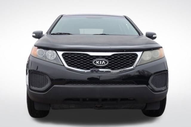 Used 2012 Kia Sorento LX w/ Third Row Pkg image 6