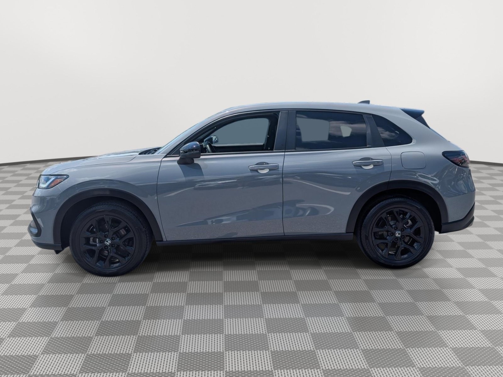 Used 2025 Honda HR-V Sport image 2