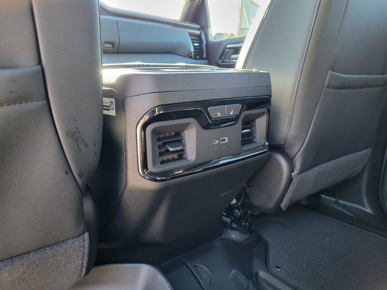New 2026 GMC Sierra 2500 AT4 w/ AT4 Premium Plus Package image 27