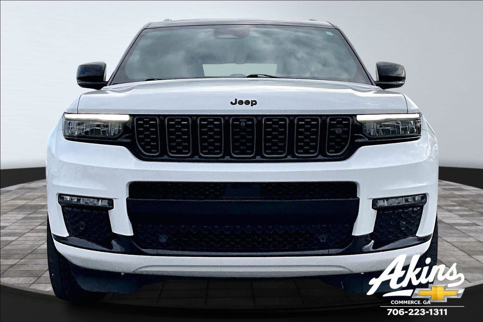 Used 2023 Jeep Grand Cherokee L Summit video 2