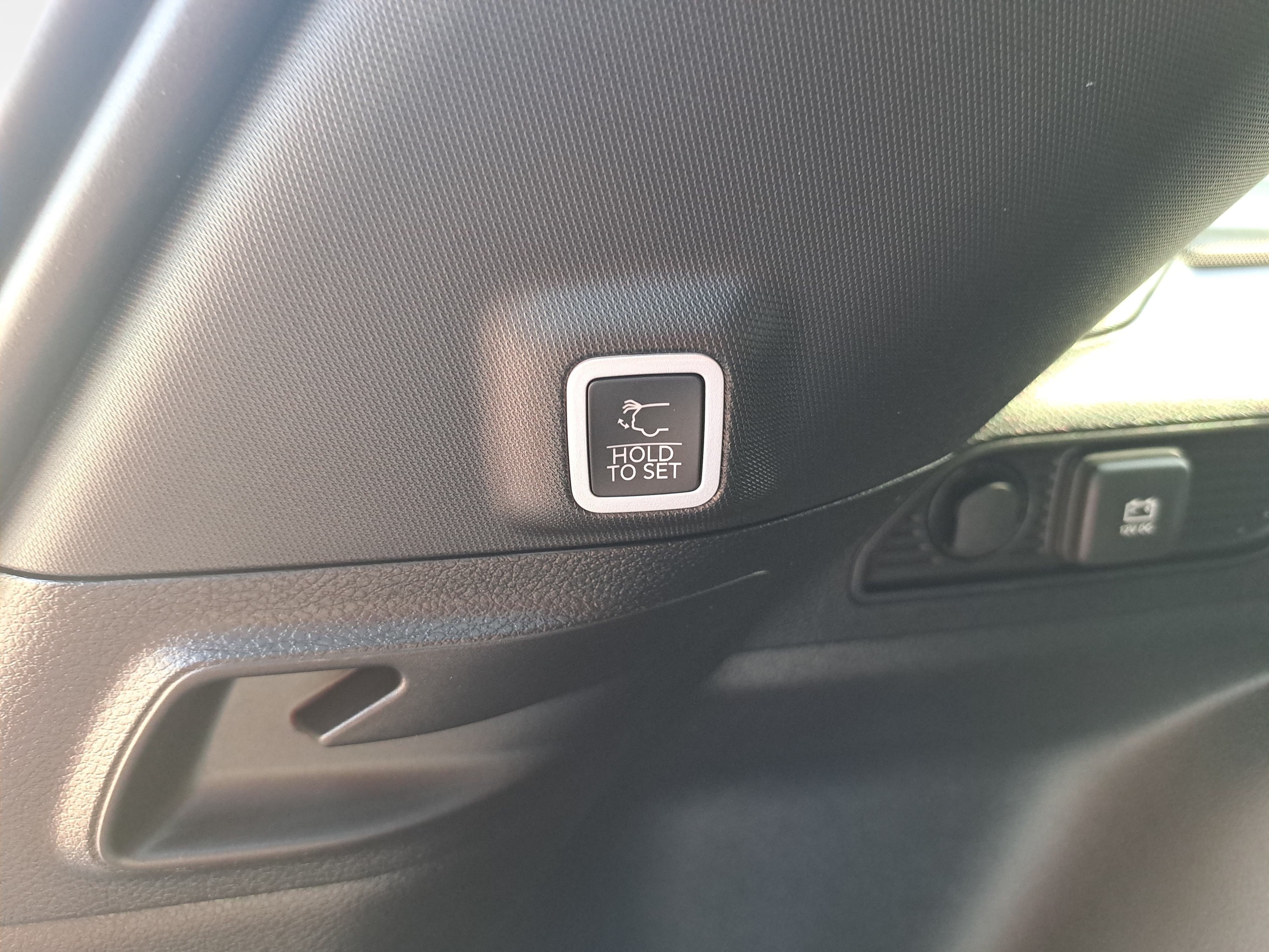 New 2026 Jeep Grand Cherokee Limited AWD/4WD image 13