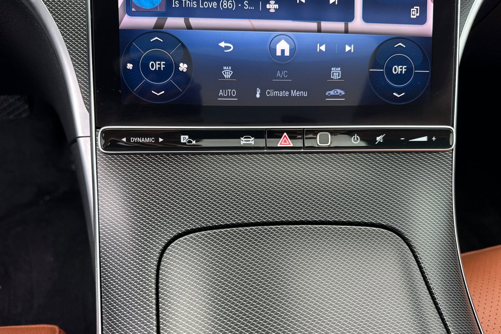 Used 2023 Mercedes-Benz C 300 Sedan image 24