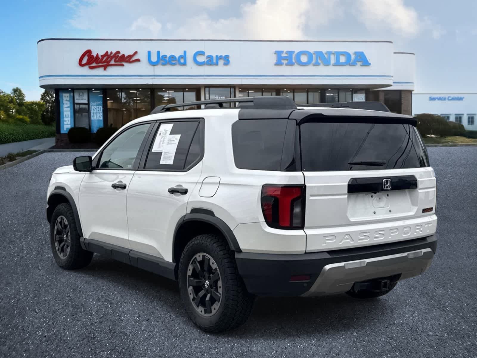 Used 2026 Honda Passport TrailSport Elite image 3