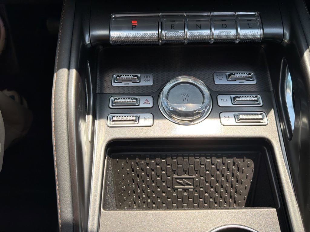 New 2026 Lincoln Nautilus Premier w/ Equipment Group 102A AWD/4WD image 33