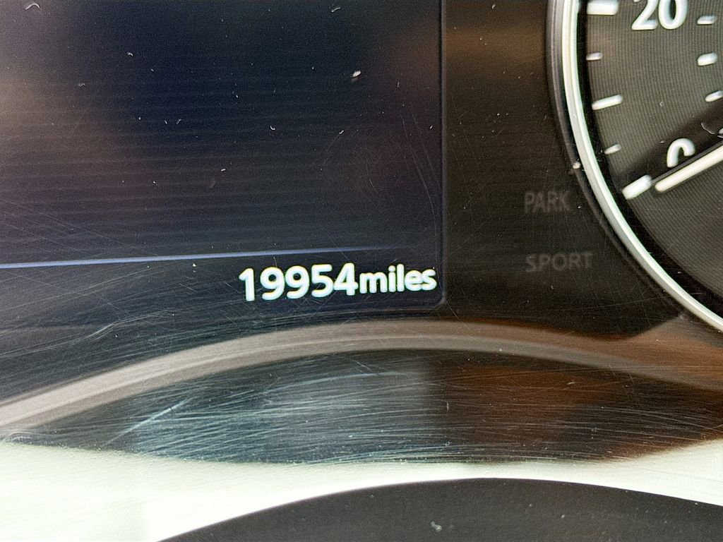 Used 2023 Nissan Kicks SR w/ SR Premium Package image 13