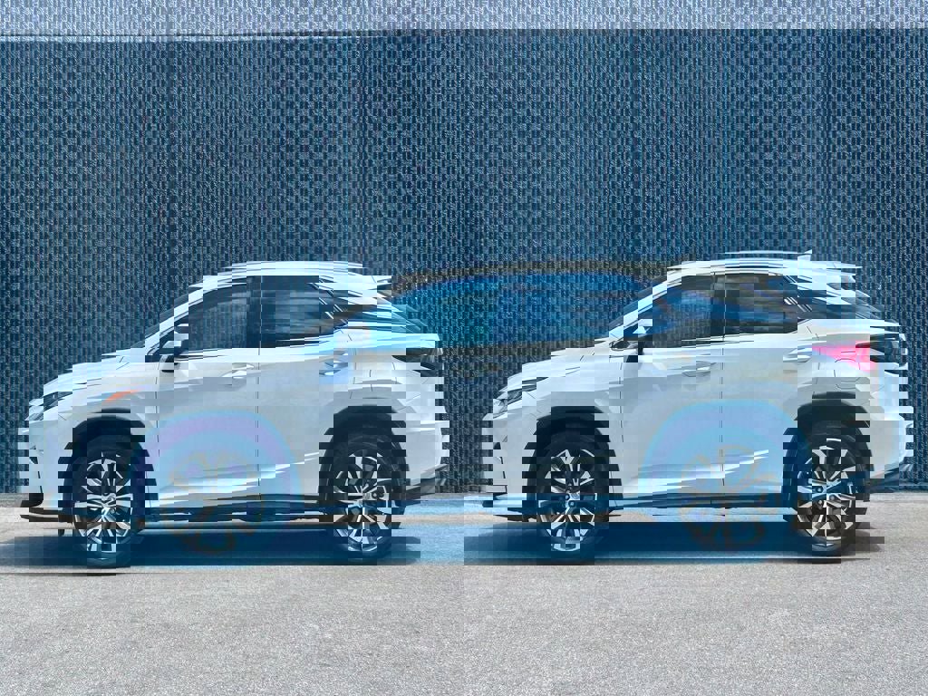 Used 2017 Lexus RX 350 AWD w/ Premium Package image 3