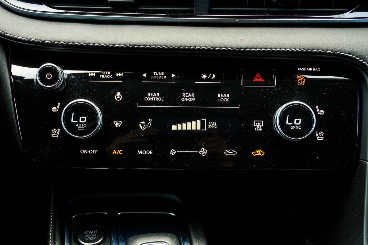 Used 2023 INFINITI QX60 Luxe w/ Cargo Package image 25