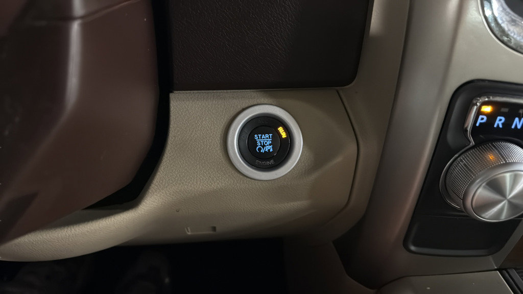 Used 2014 RAM 1500 Laramie w/ Convenience Group RWD image 22