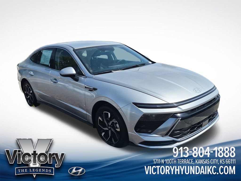 Used 2025 Hyundai Sonata SEL FWD image 7