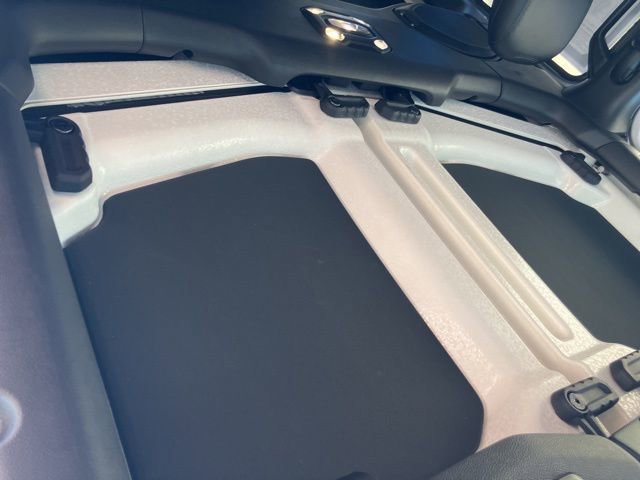 Used 2023 Jeep Wrangler Unlimited Sahara w/ Cold Weather Group image 21