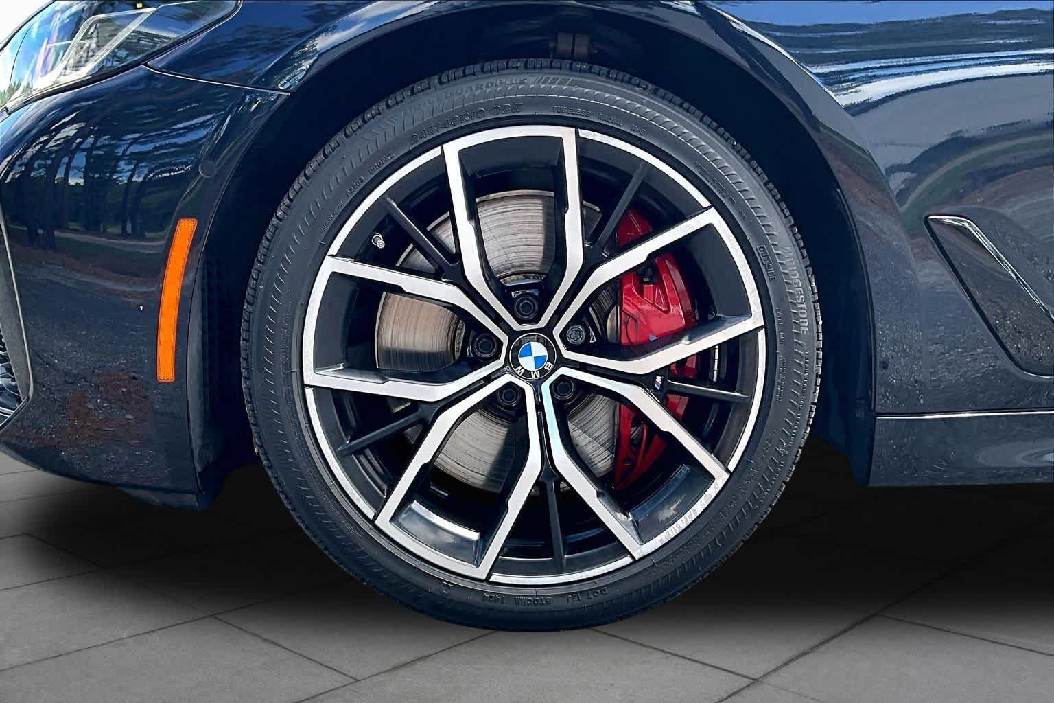 Used 2023 BMW 540i xDrive w/ Executive Package AWD/4WD image 11