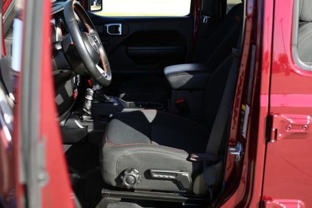 Used 2022 Jeep Gladiator Mojave w/ Trailer Tow Package image 8