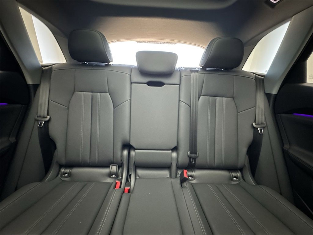 New 2025 Audi Q5 Premium Plus image 23