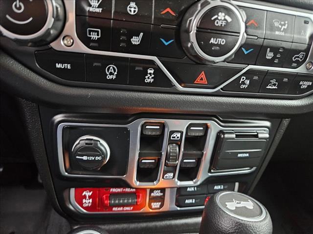 Used 2024 Jeep Wrangler Rubicon w/ Safety Group image 13