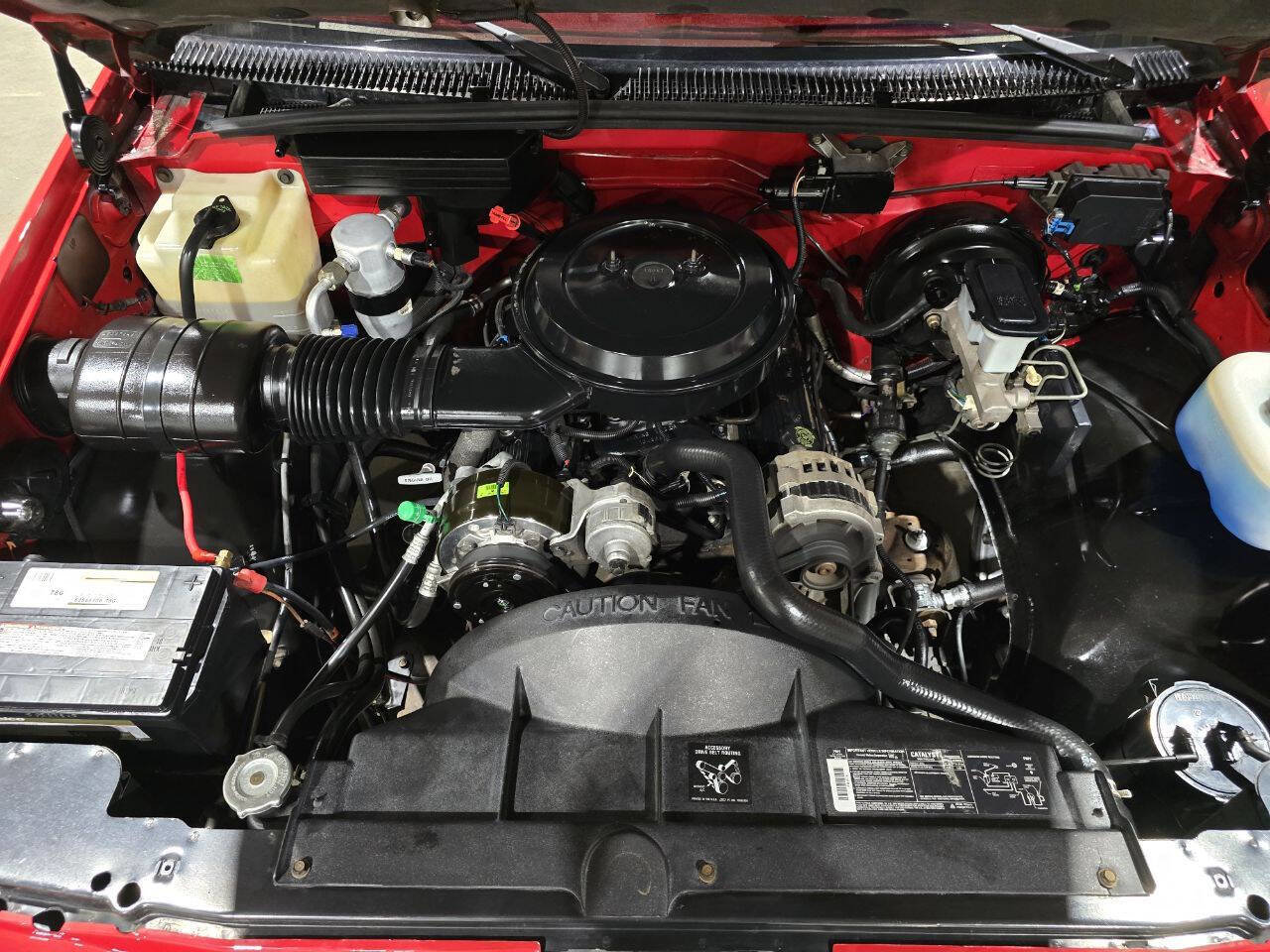 Used 1992 Chevrolet Silverado 1500 2WD Regular Cab image 43