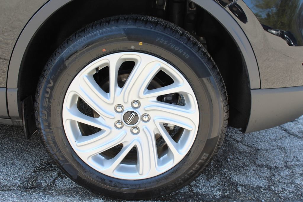 Used 2024 Lincoln Corsair AWD image 9